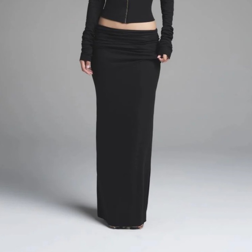 NEW SKIMS CLOUD FOLDOVER LONG SKIRT IN ONYX XS - Picture 5 of 8